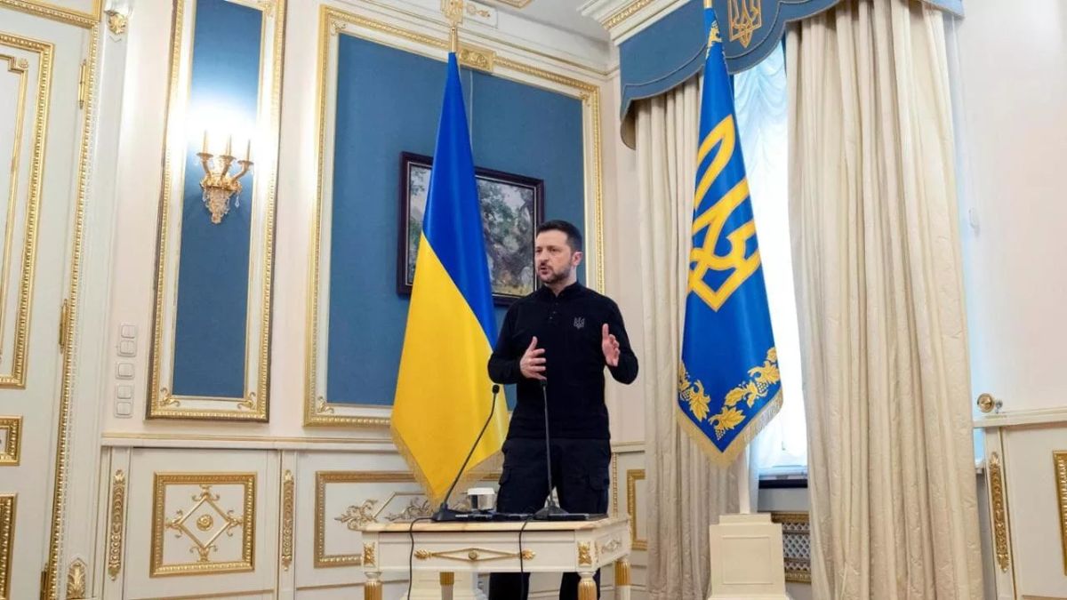 zelensky atterrato a washington per vedere trump chiede garanzie sulle terre rare – la diretta da Thesocialpost.it zelensky atterrato a washington per vedere trump chiede garanzie sulle terre rare – la diretta