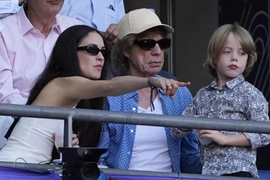 Mick Jagger figlio ricoverato