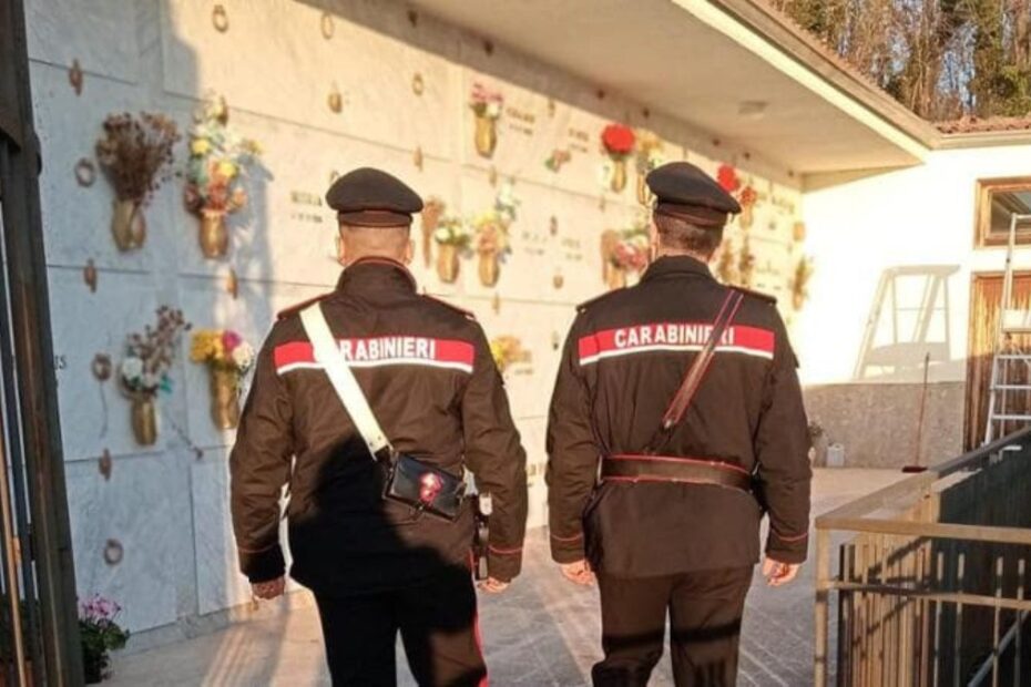 Cadavere carbonizzato cimitero Vercellese