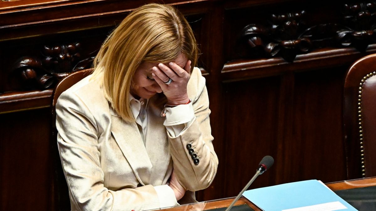 Ventotene nuovo da Thesocialpost.it Ventotene nuovo scontro in Senato la presidente di turno Licia Ronzulli | Non siamo allo stadio