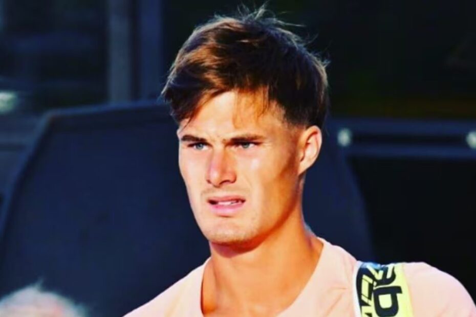tennista francese Bouquier minacciato