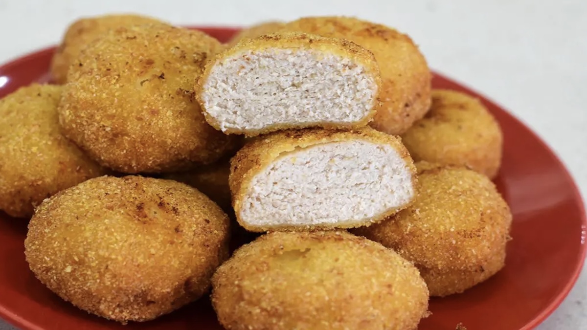 Bocconcini di pollo, dentro l’orrenda sorpresa: “Era ceroso e peloso, mi si è incollato in gola” Bocconcini di pollo, dentro l’orrenda sorpresa: “Era ceroso e peloso, mi si è incollato in gola”