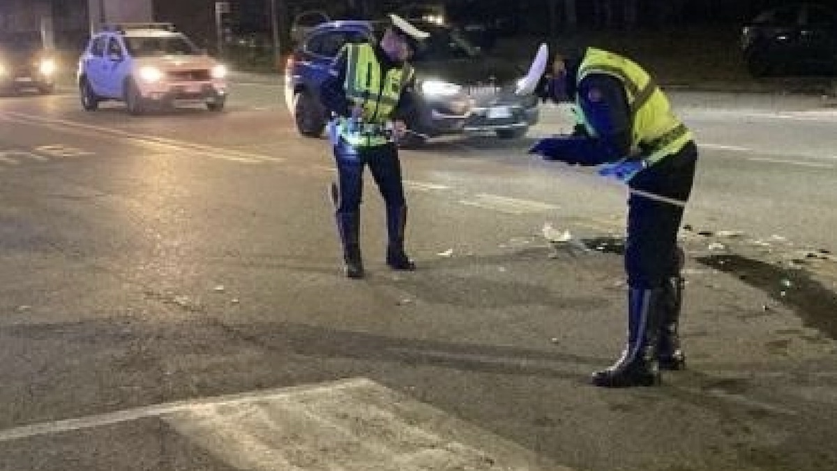Incidente con il monopattino a Rho: grave ragazzino di 15 anni Incidente con il monopattino a Rho: grave ragazzino di 15 anni