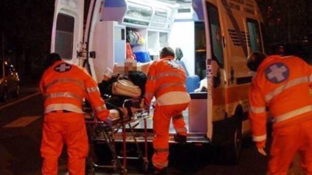 Tremendo incidente, scontro tra una moto e un suv. Uomo muore sul colpo Tremendo incidente, scontro tra una moto e un suv. Uomo muore sul colpo