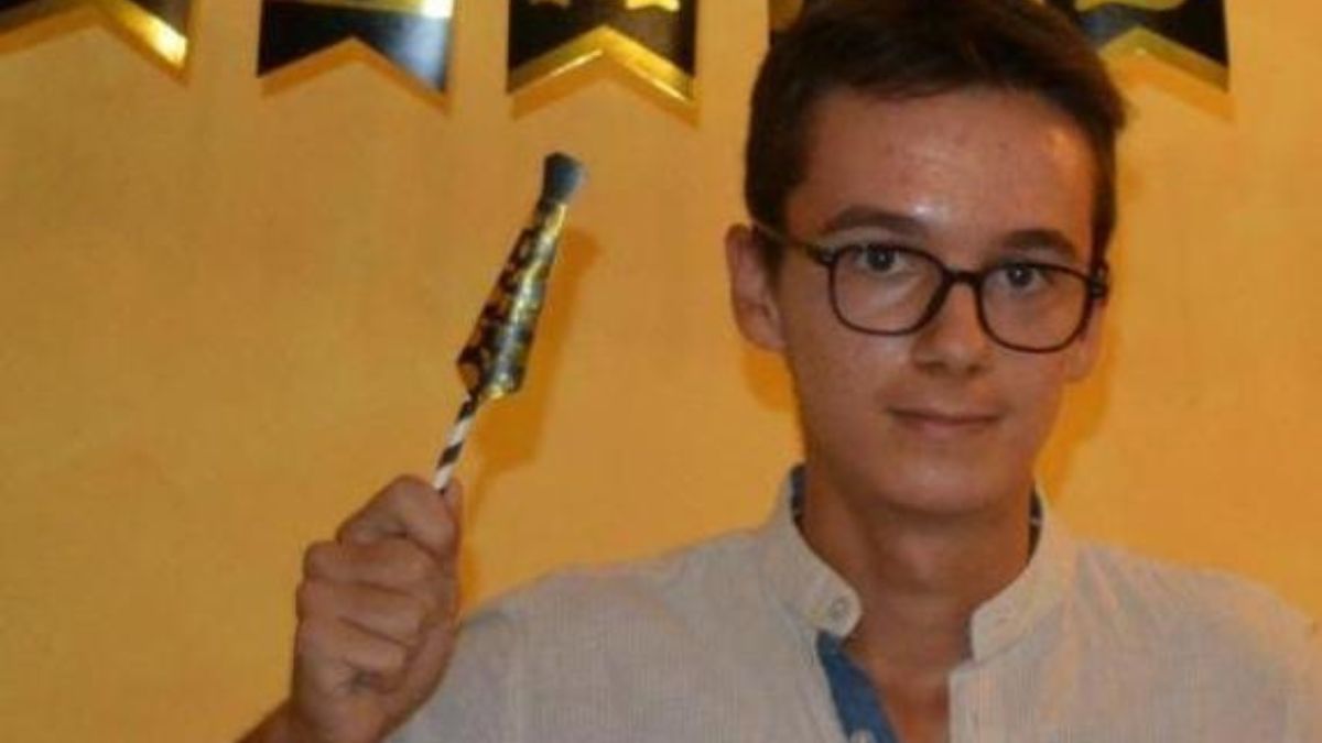 Andrea Prospero da Thesocialpost.it andrea prospero arrestato un 18enne lo ha istigato al suicidio via chat spunta un secondo indagato