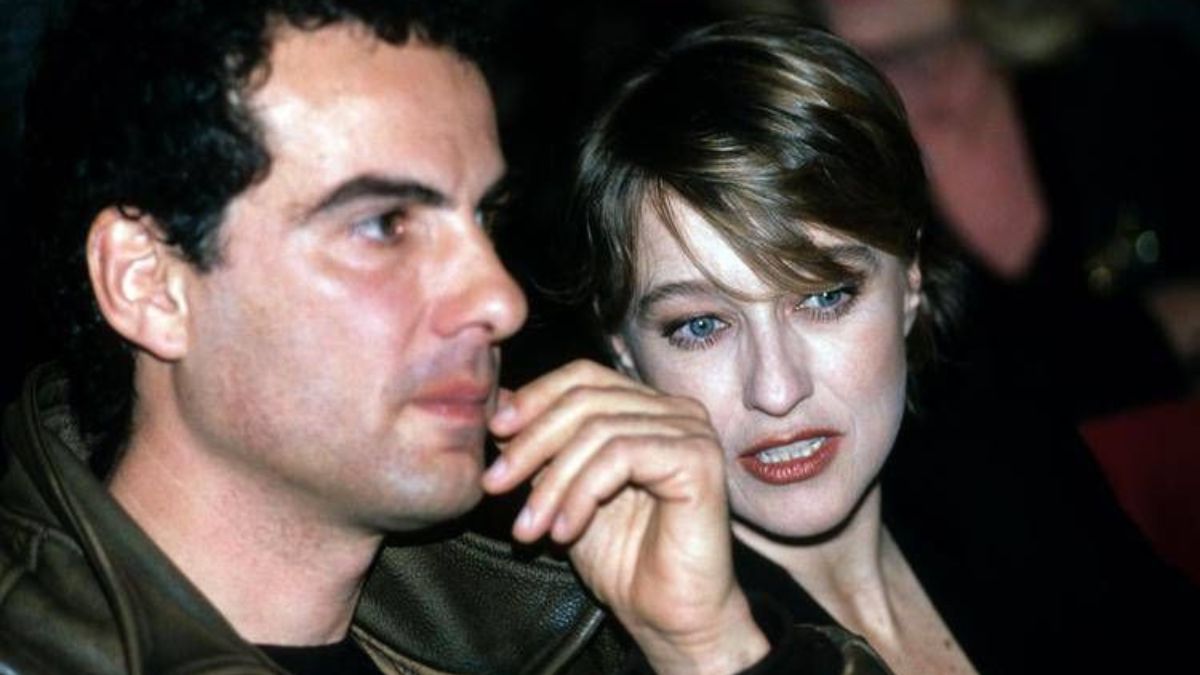 andrea de carlo spiega la sua assenza ai funerali di eleonora giorgi da Thesocialpost.it andrea de carlo spiega la sua assenza ai funerali di eleonora giorgi