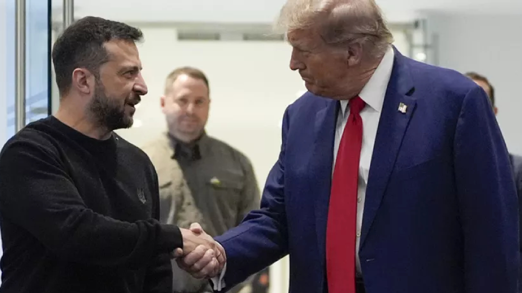Ucraina Usa, firmato l’accordo sulle terre rare: la svolta che cambia tutto. Mosca trema Ucraina Usa, firmato l’accordo sulle terre rare: la svolta che cambia tutto. Mosca trema