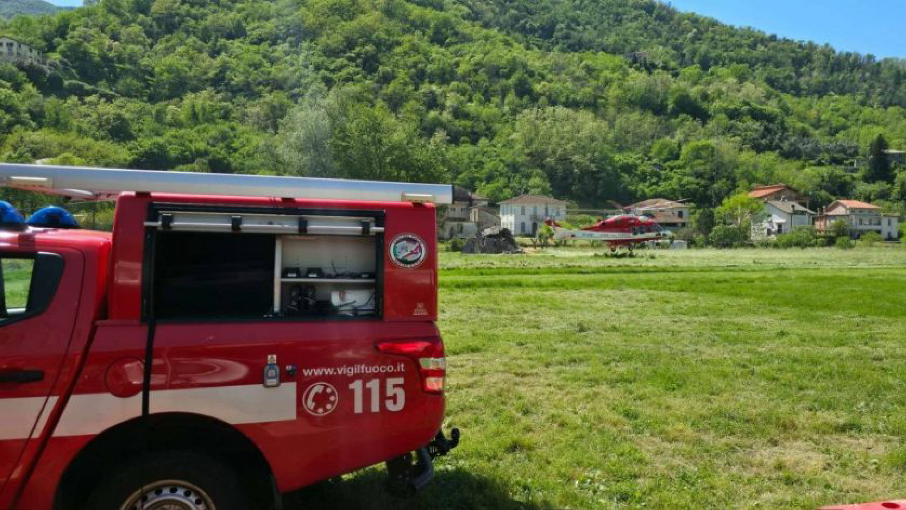 Italia, due vigili del fuoco dispersi in montagna: ricerche frenetiche Italia, due vigili del fuoco dispersi in montagna: ricerche frenetiche