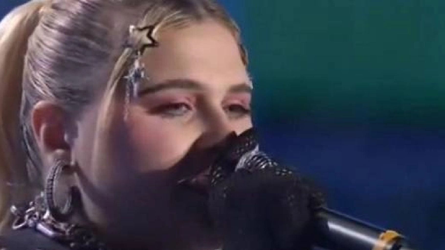 BigMama shock al Concertone: “Io non ce la faccio più…”. Cosa è successo VIDEO BigMama shock al Concertone: “Io non ce la faccio più…”. Cosa è successo VIDEO