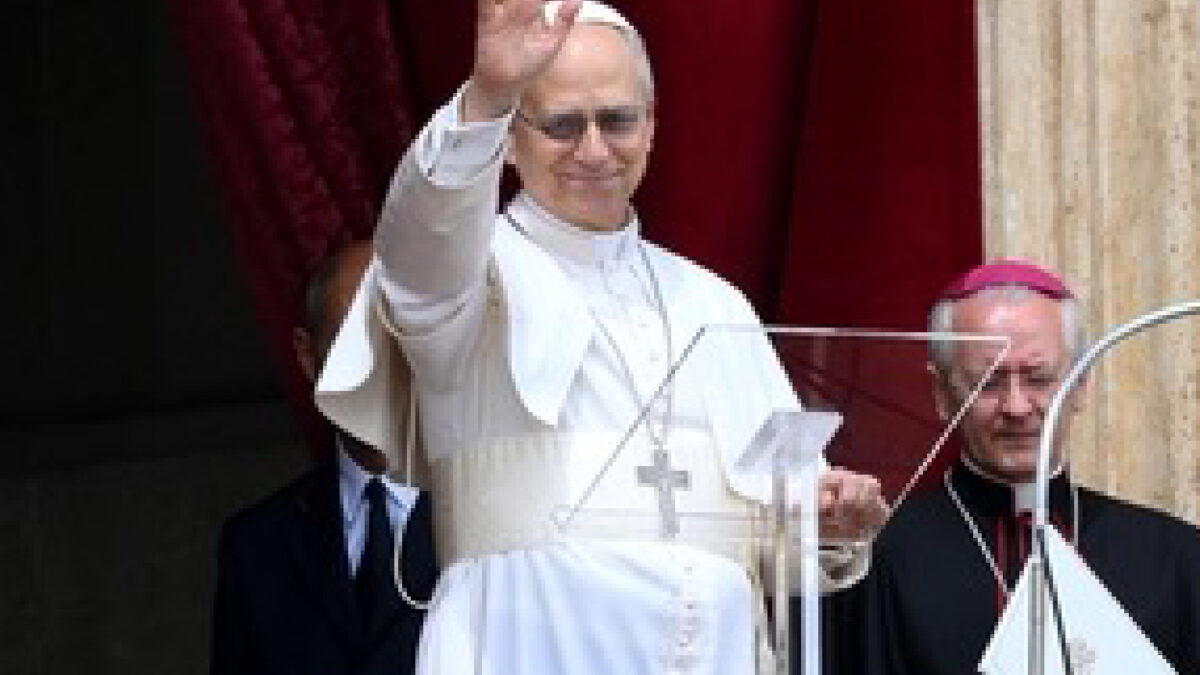 Il Vaticano tesse la pace, Vance e Zelensky da Leone XIV. In 250mila alla messa di inizio pontificato Il Vaticano tesse la pace, Vance e Zelensky da Leone XIV. In 250mila alla messa di inizio pontificato