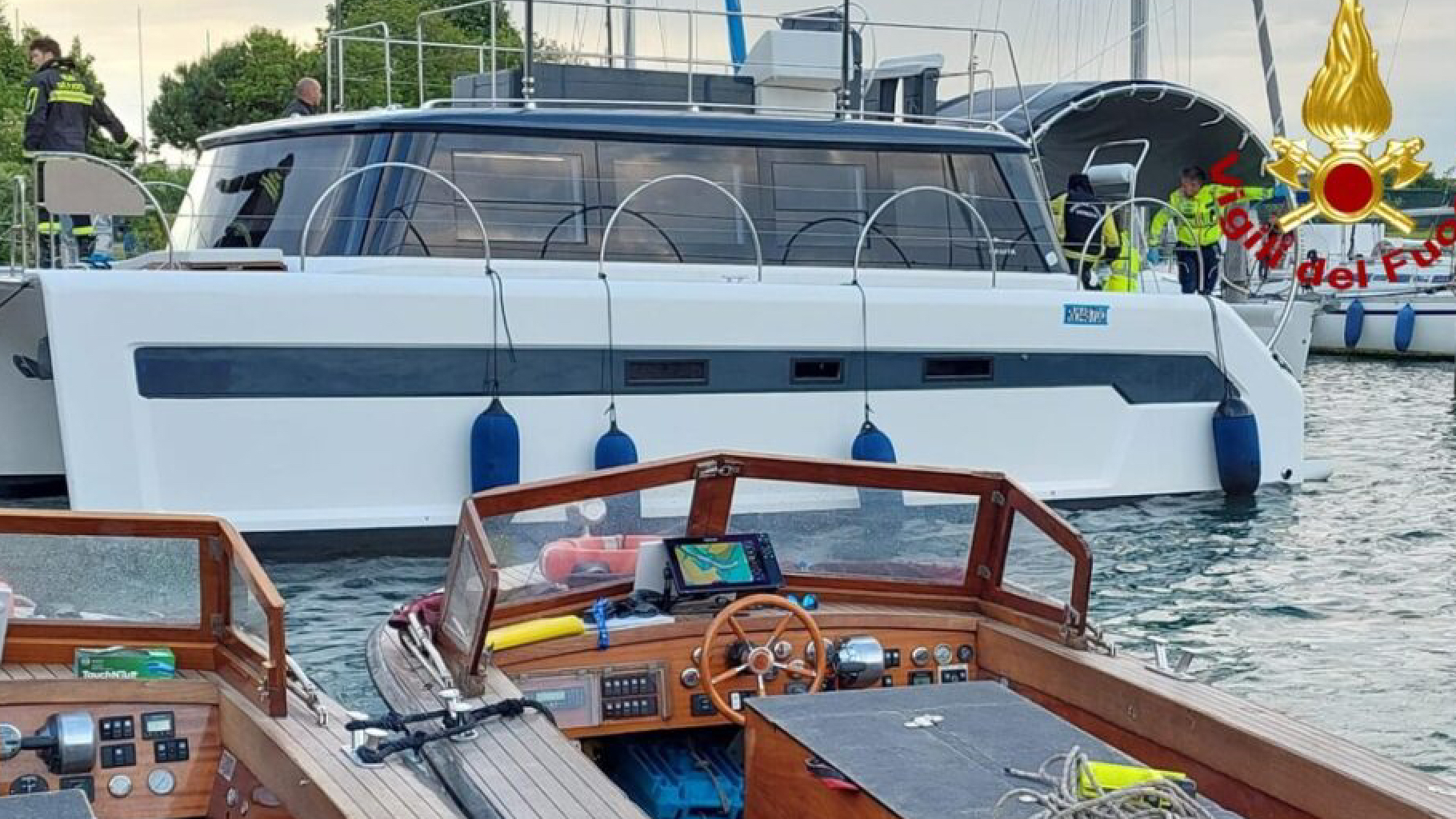 Venezia, tragedia in laguna: donna muore impigliata con una cima nell’elica di un catamarano