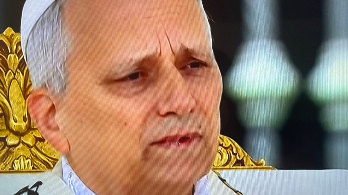 Papa Leone XIV: «Sono stato scelto senza alcun merito, sono servo della vostra fede». La forza di una rinuncia al potere Papa Leone XIV: «Sono stato scelto senza alcun merito, sono servo della vostra fede». La forza di una rinuncia al potere