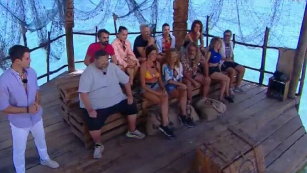 “Sei fuori, devi andartene”. Isola dei Famosi, l’annuncio con doppia sorpresa! “Sei fuori, devi andartene”. Isola dei Famosi, l’annuncio con doppia sorpresa!