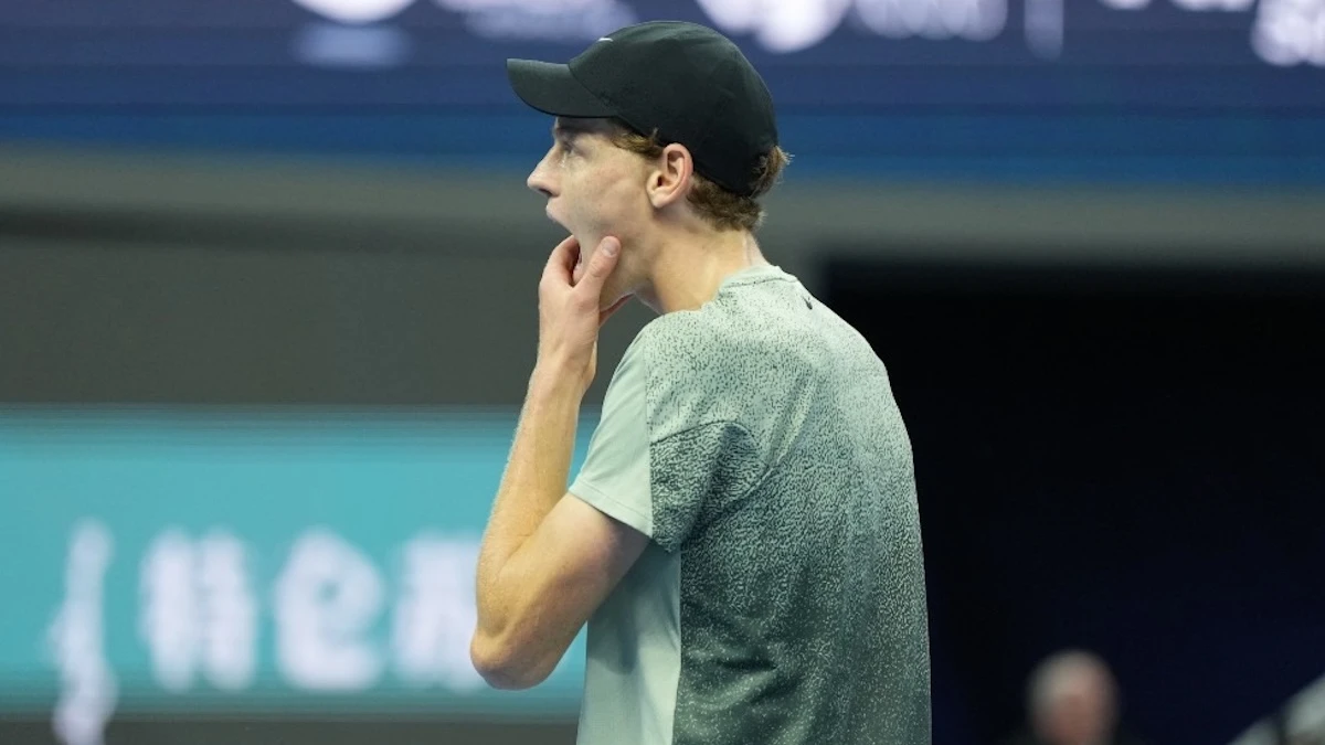 “Non troppo bene”. Jannik Sinner, l’annuncio che gela tutti da Parigi. Questa non ci voleva