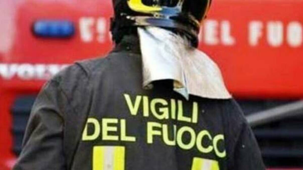 Italia, terribile incidente: ascensore precipita nel vuoto, coinvolte 4 persone Italia, terribile incidente: ascensore precipita nel vuoto, coinvolte 4 persone
