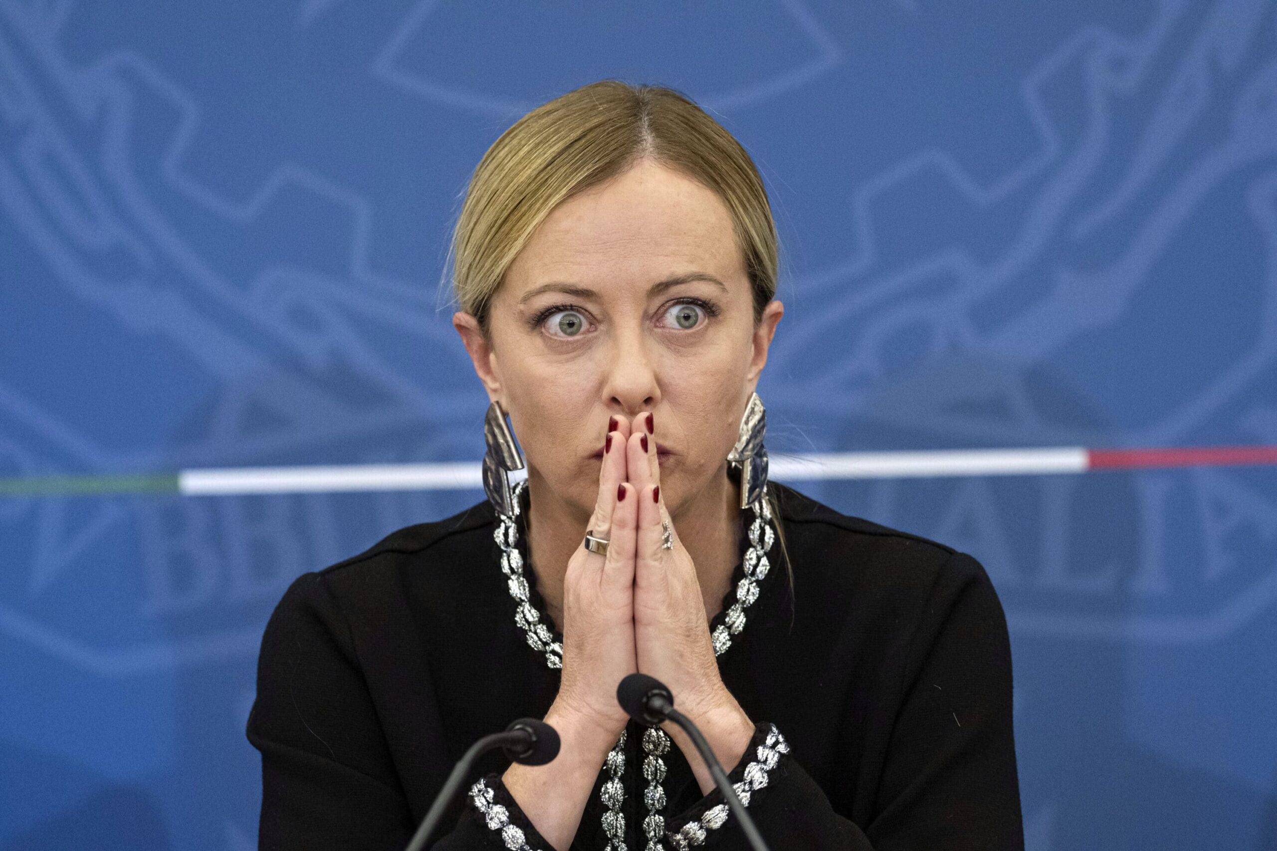 Sondaggi, Meloni esulta: dati chiari. Ma c’è chi si dispera