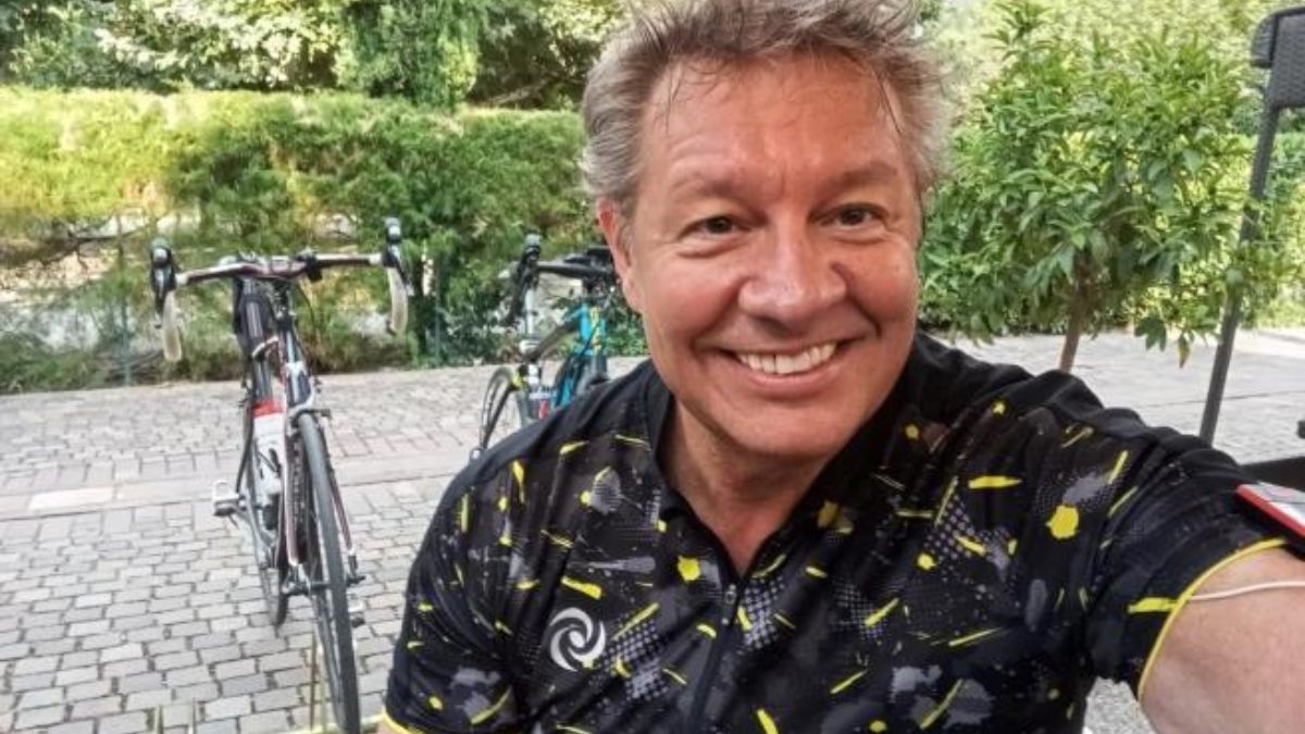 “Perdita enorme”. Schianto tremendo in bici, è proprio lui: ora la vita appesa a un filo