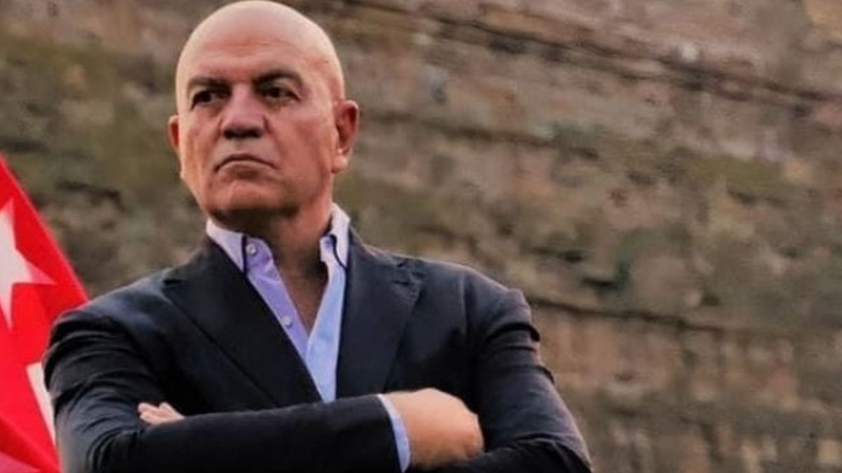 Elezioni in Romania, Marco Rizzo denuncia: “Colpo di Stato riuscito” Elezioni in Romania, Marco Rizzo denuncia: “Colpo di Stato riuscito”