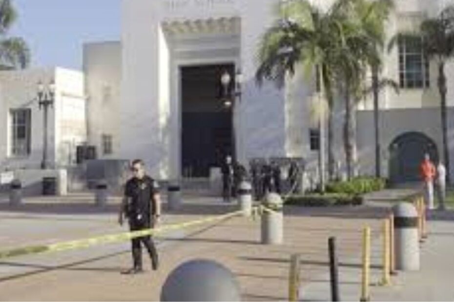 studente morto accoltellato scuola California