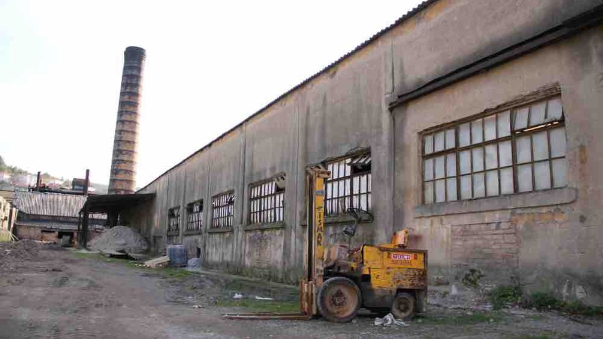 Ennesima tragedia sul lavoro, muore in modo atroce: cosa gli è successo Ennesima tragedia sul lavoro, muore in modo atroce: cosa gli è successo