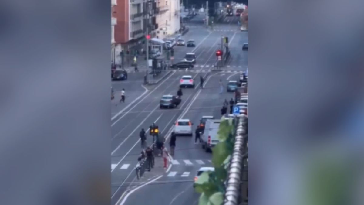 Torino, in Barriera di Milano rissa in strada tra sudamericani e poi il tentativo di investire i rivali: “Quartiere ostaggio della criminalità”