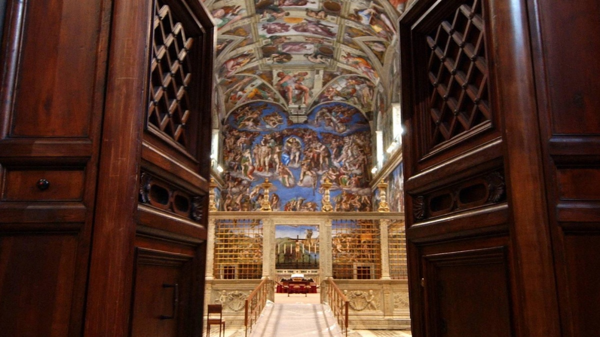 Conclave Cappella da Thesocialpost.it conclave la cappella sistina diventa un bunker digitale ecco come lo permette la tecnologia