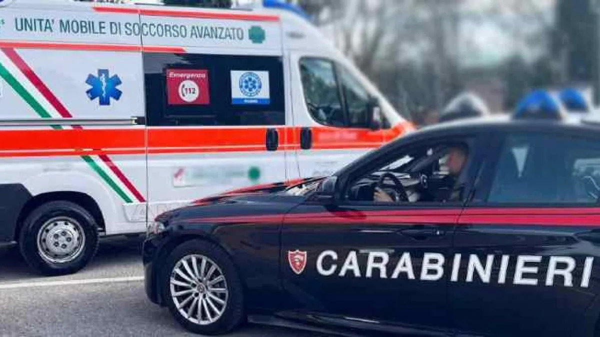 “Moriamo insieme”, anziano spara alla moglie e la fa finita. Poi la scoperta: “Quella malattia…” “Moriamo insieme”, anziano spara alla moglie e la fa finita. Poi la scoperta: “Quella malattia…”