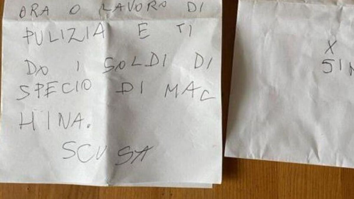 Gli rompe lo specchietto, dopo tre anni arriva la lettera con 50 euro che spiega tutto. Che storia! Gli rompe lo specchietto, dopo tre anni arriva la lettera con 50 euro che spiega tutto. Che storia!