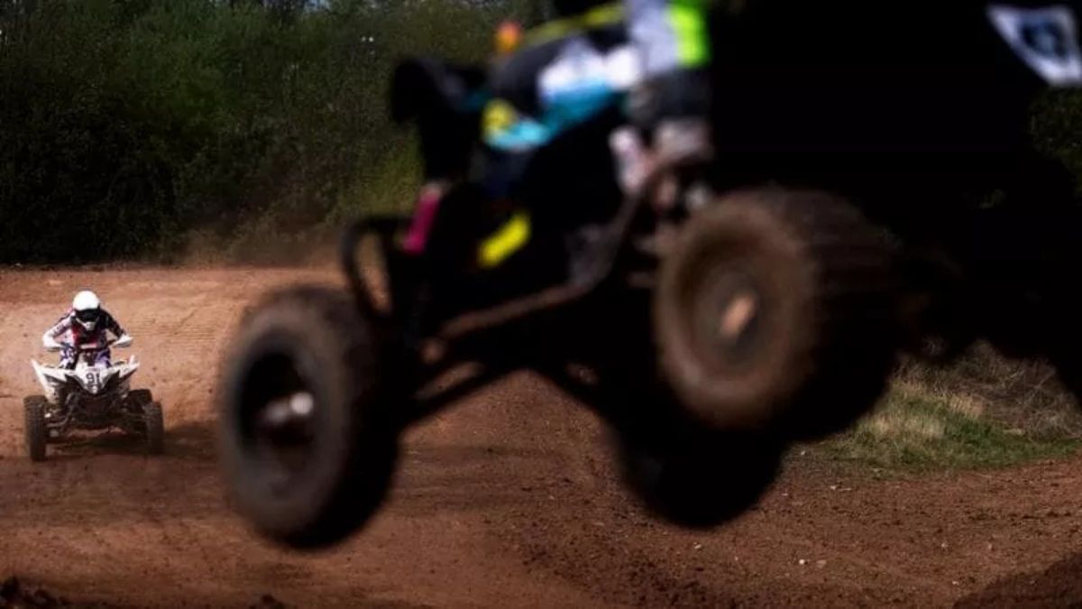 16enne in condizioni gravissime dopo un incidente in quad con il padre 16enne in condizioni gravissime dopo un incidente in quad con il padre