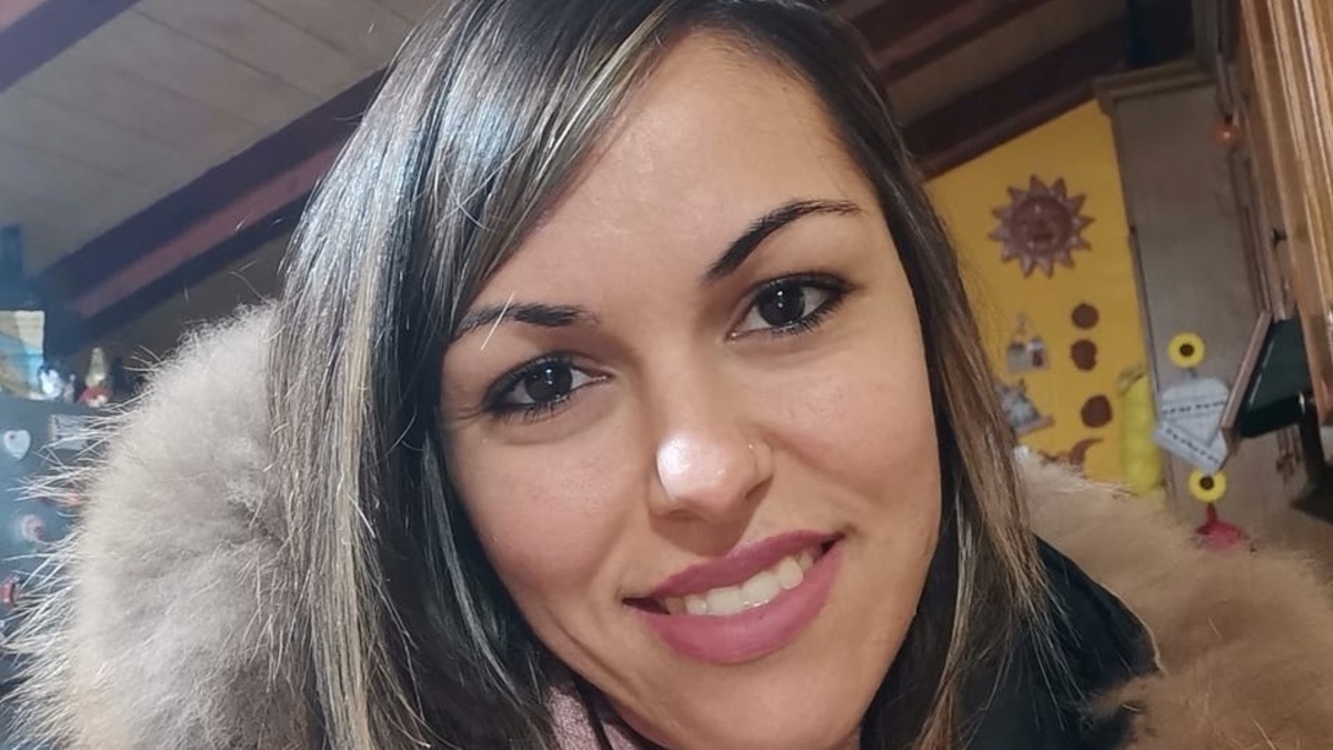 Tragedia, Martina muore in ospedale. Era incinta di 7 mesi: “Perso anche il bambino” Tragedia, Martina muore in ospedale. Era incinta di 7 mesi: “Perso anche il bambino”
