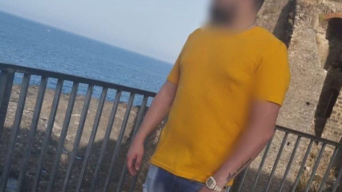 L’amica di Santo, ucciso da un parcheggiatore abusivo: “Gli regalava cibo e vestiti, l’ho visto morire”