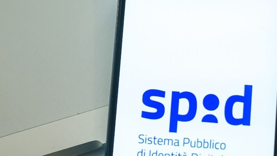 Spid diventa a pagamento