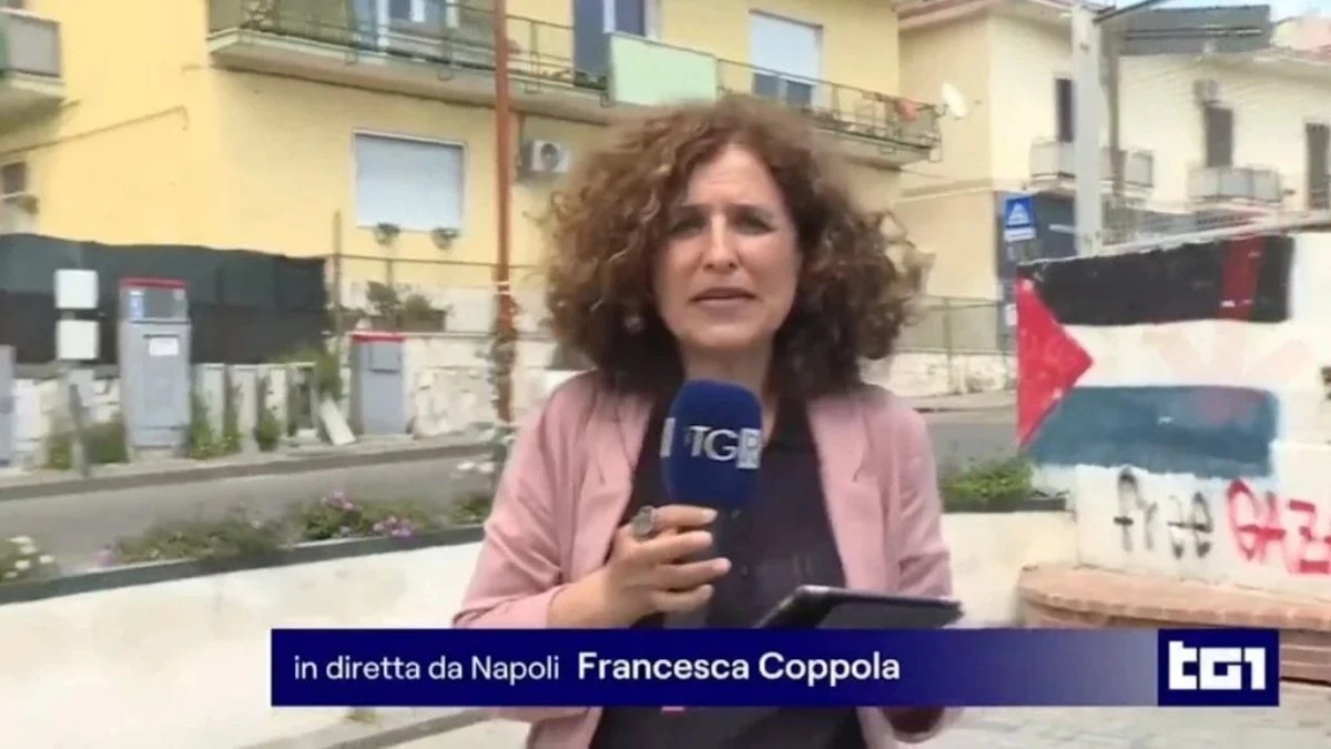 Figuraccia al Tg1, quello che succede in diretta lascia tutti senza parole Figuraccia al Tg1, quello che succede in diretta lascia tutti senza parole