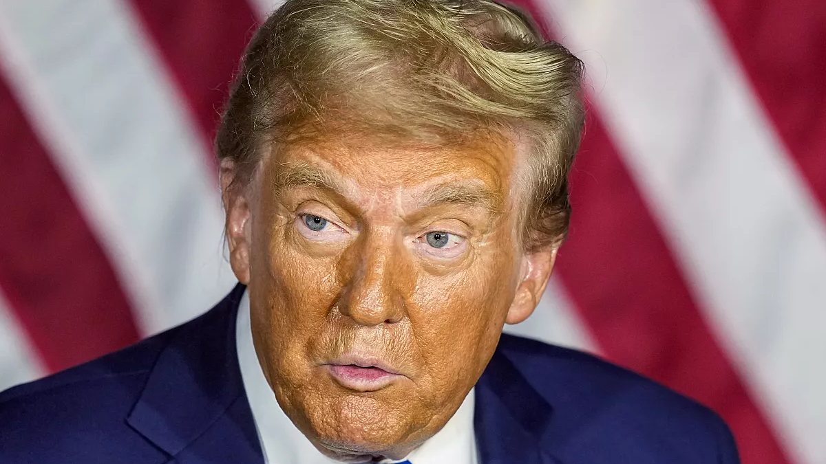 Ucraina, alla fine Trump lo ha fatto: basta aiuti