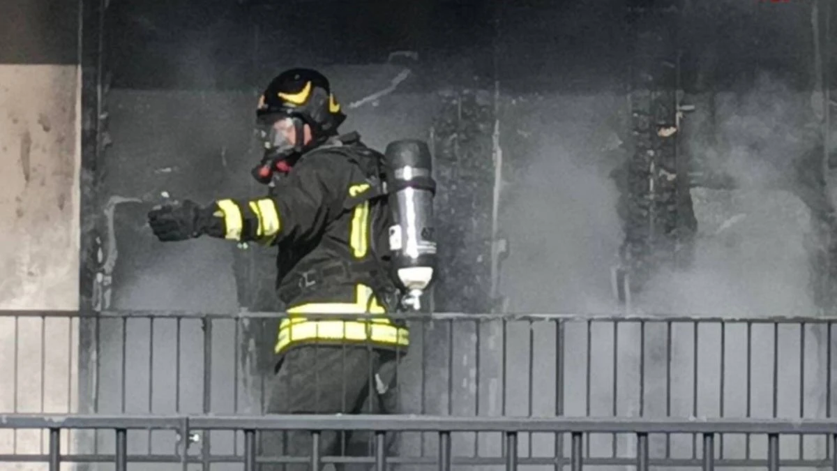 scoperta inquietante incendio in appartamento rivela aggressione sospetta da Thesocialpost.it scoperta inquietante incendio in appartamento rivela aggressione sospetta
