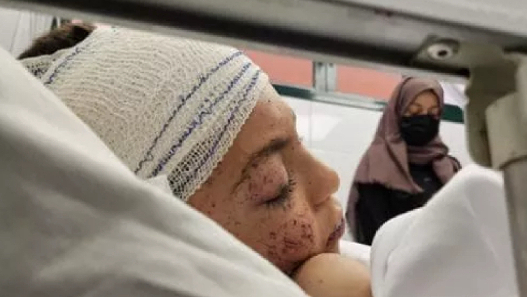 Tragedia senza fine, morto anche il padre del piccolo Adam: “Italia, fate presto” Tragedia senza fine, morto anche il padre del piccolo Adam: “Italia, fate presto”