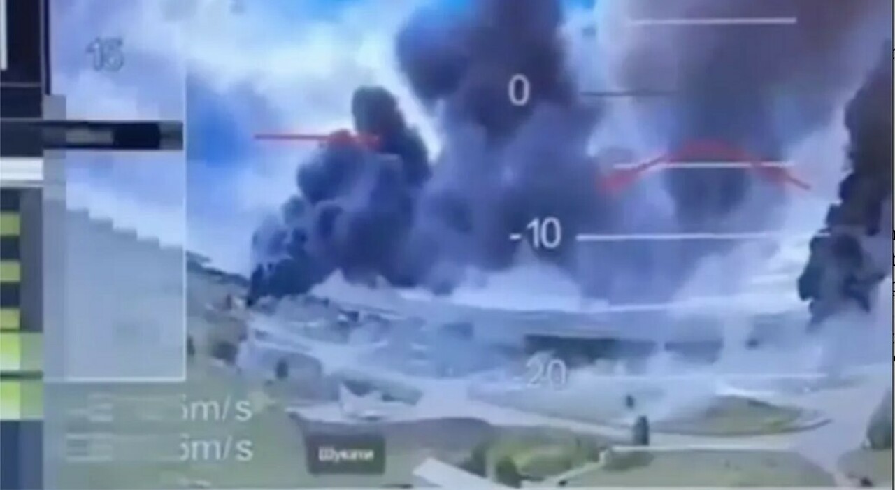 Kiev: “Distrutti in Russia 40 bombardieri strategici”. Attacco su larga scala Kiev: “Distrutti in Russia 40 bombardieri strategici”. Attacco su larga scala