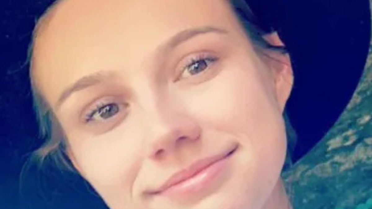 Il figlio della nota attrice muore a soli 16 anni, il drammatico annuncio : “La vita è così crudele”