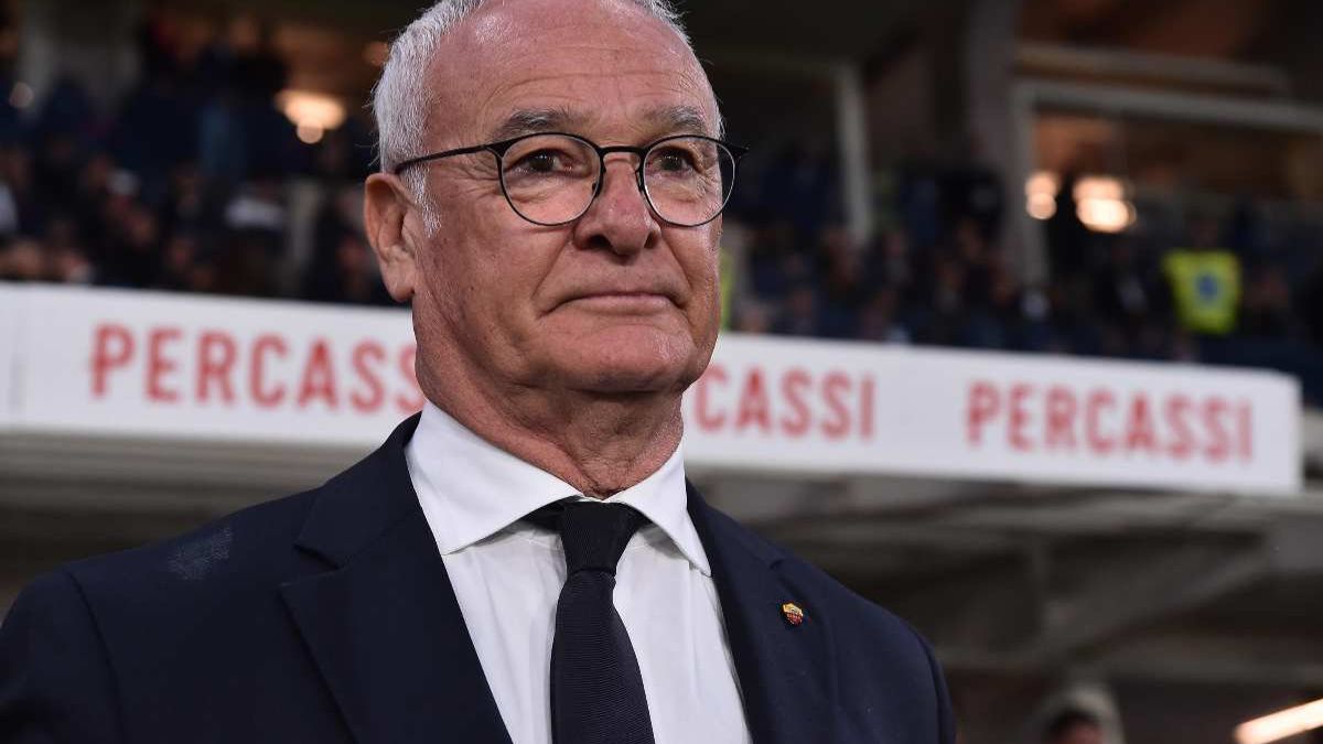 Claudio Ranieri dice no alla Nazionale italiana: non sarà lui il successore di Spalletti Claudio Ranieri dice no alla Nazionale italiana: non sarà lui il successore di Spalletti