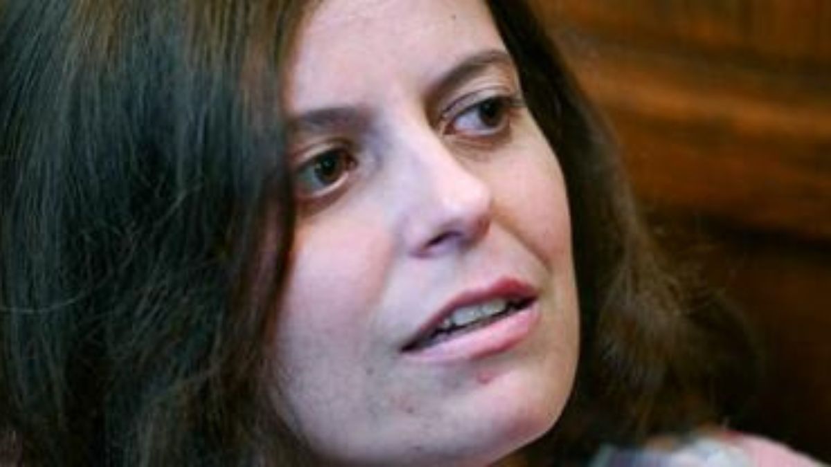 Ilaria Salis, arriva la decisione del Parlamento europeo: rischia tutto Ilaria Salis, arriva la decisione del Parlamento europeo: rischia tutto