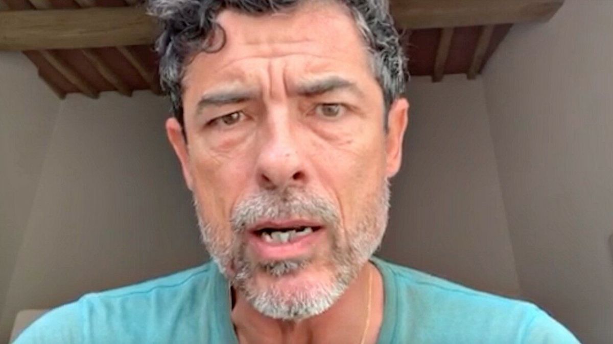 Alessandro Gassmann, la denuncia dell’attore scatena la polemica: “C’è rabbia e violenza, quelli che picchiano sono i deboli” Alessandro Gassmann, la denuncia dell’attore scatena la polemica: “C’è rabbia e violenza, quelli che picchiano sono i deboli”