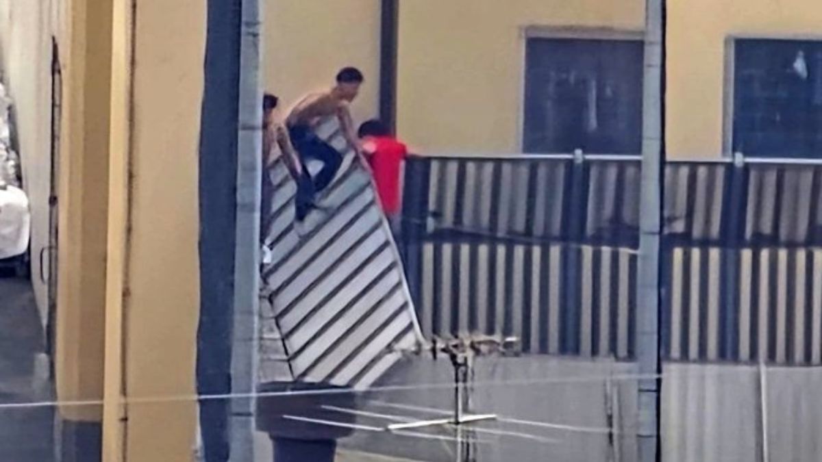 rivolta carcere Marassi Genova