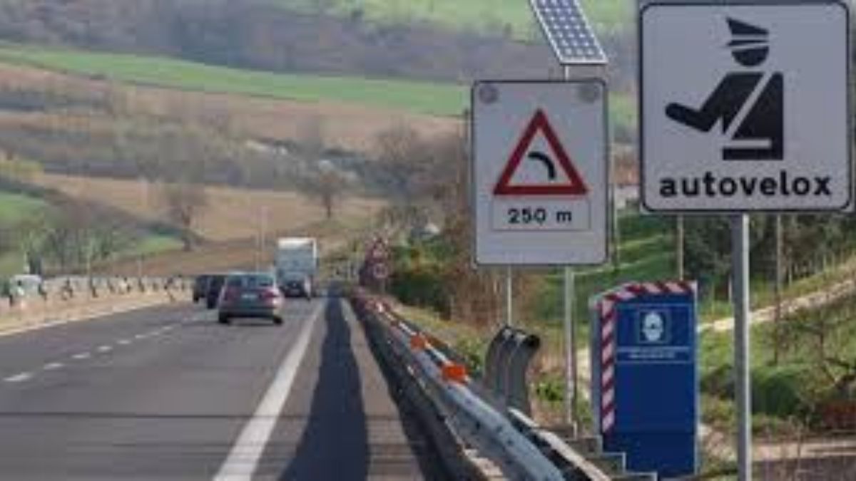 Autovelox cambiano regole distanze