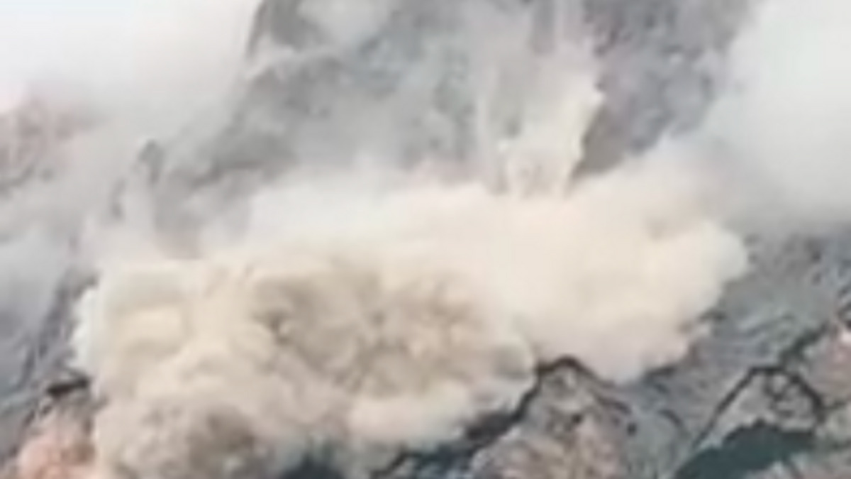 Terribile frana in Italia, il video shock della catastrofe: “Tanta paura” Terribile frana in Italia, il video shock della catastrofe: “Tanta paura”