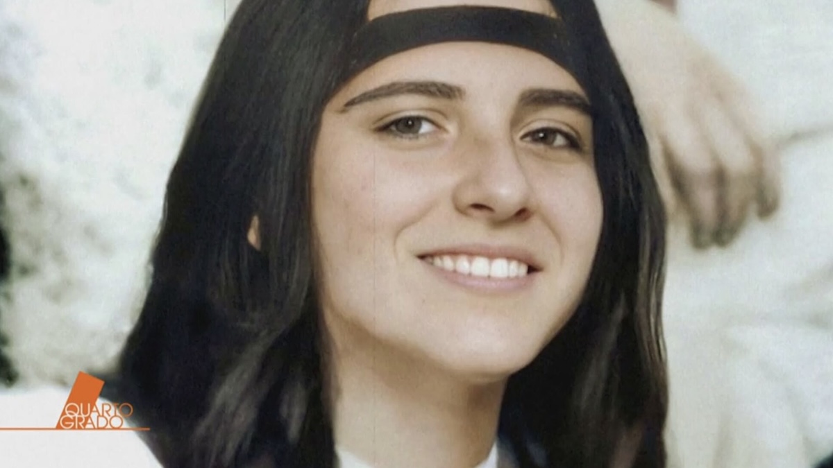 Orlandi, dopo 42 anni la verità: “Proprio lui, cosa le faceva”. L’amica di Emanuela rompe il silenzio Orlandi, dopo 42 anni la verità: “Proprio lui, cosa le faceva”. L’amica di Emanuela rompe il silenzio