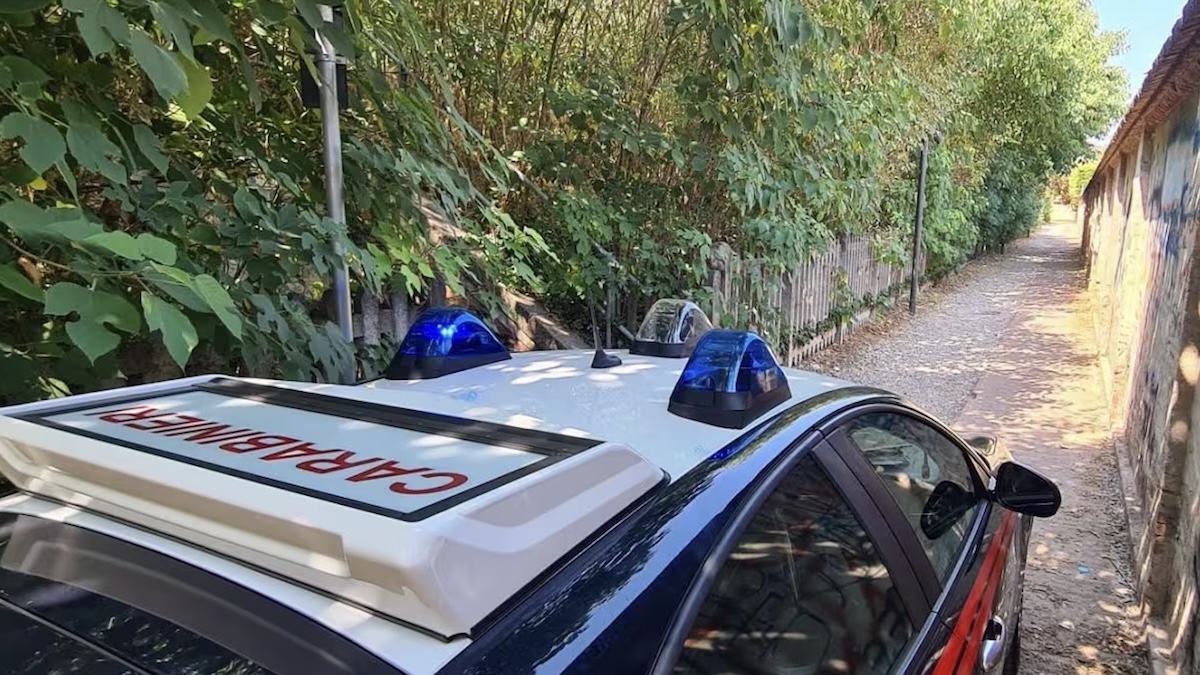 Ritrovamento atroce nella campagna italiana: solo 21 anni, trovato così. “Quei segni sul corpo…” Ritrovamento atroce nella campagna italiana: solo 21 anni, trovato così. “Quei segni sul corpo…”