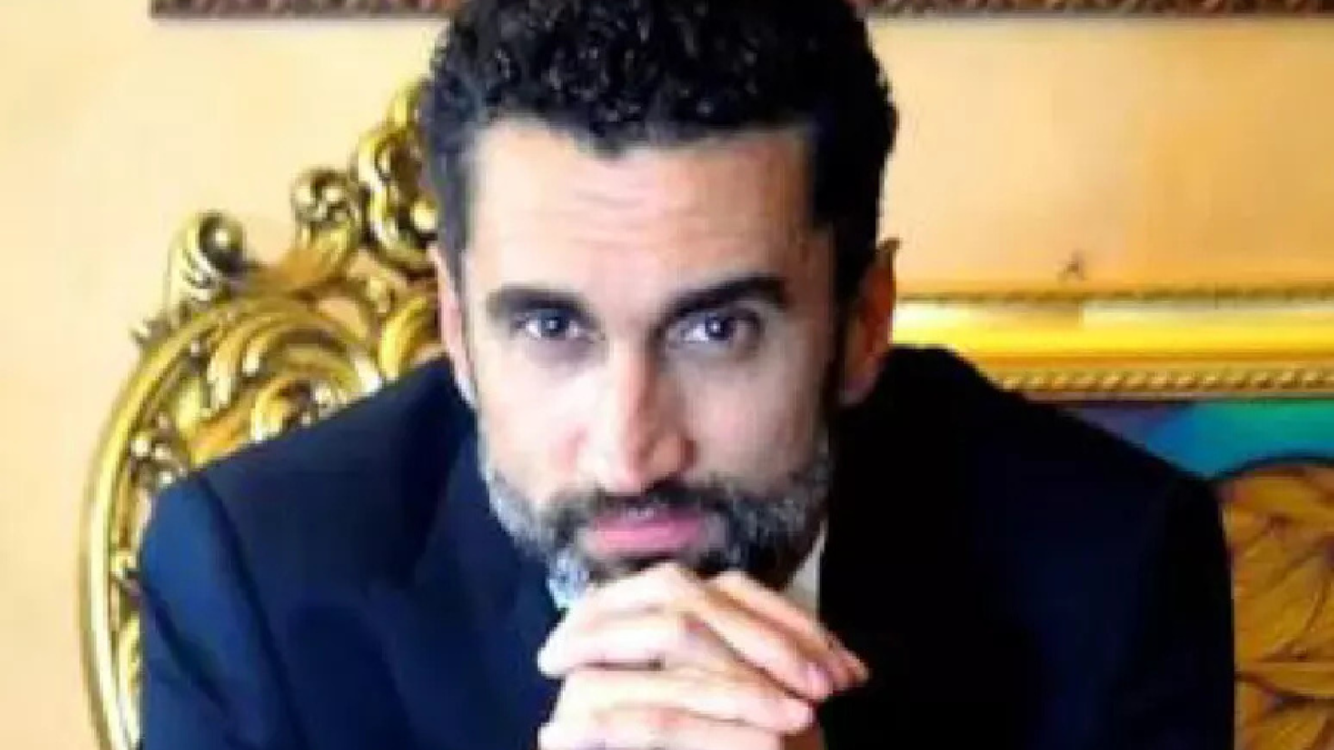 “Deve cadere la testa del serpente”: le frasi shock del tenore iraniano alla Scala “Deve cadere la testa del serpente”: le frasi shock del tenore iraniano alla Scala
