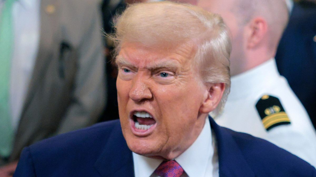 “Trump spinge l’America sull’orlo di una guerra senza via d’uscita”: l’allarme della Cnn “Trump spinge l’America sull’orlo di una guerra senza via d’uscita”: l’allarme della Cnn