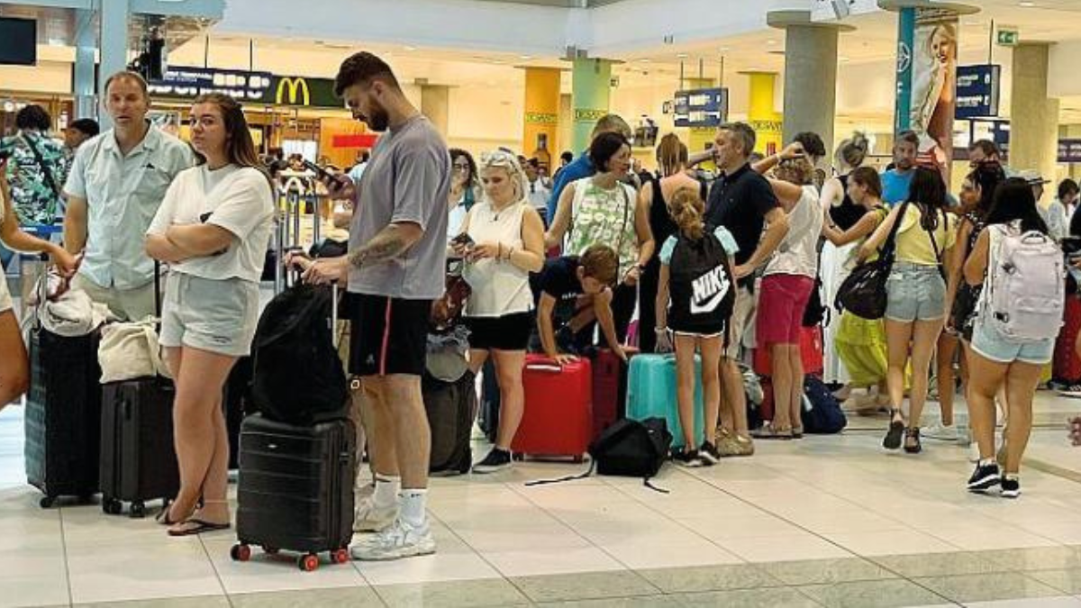 Caos voli in Italia, ecco cos’è successo davvero Caos voli in Italia, ecco cos’è successo davvero