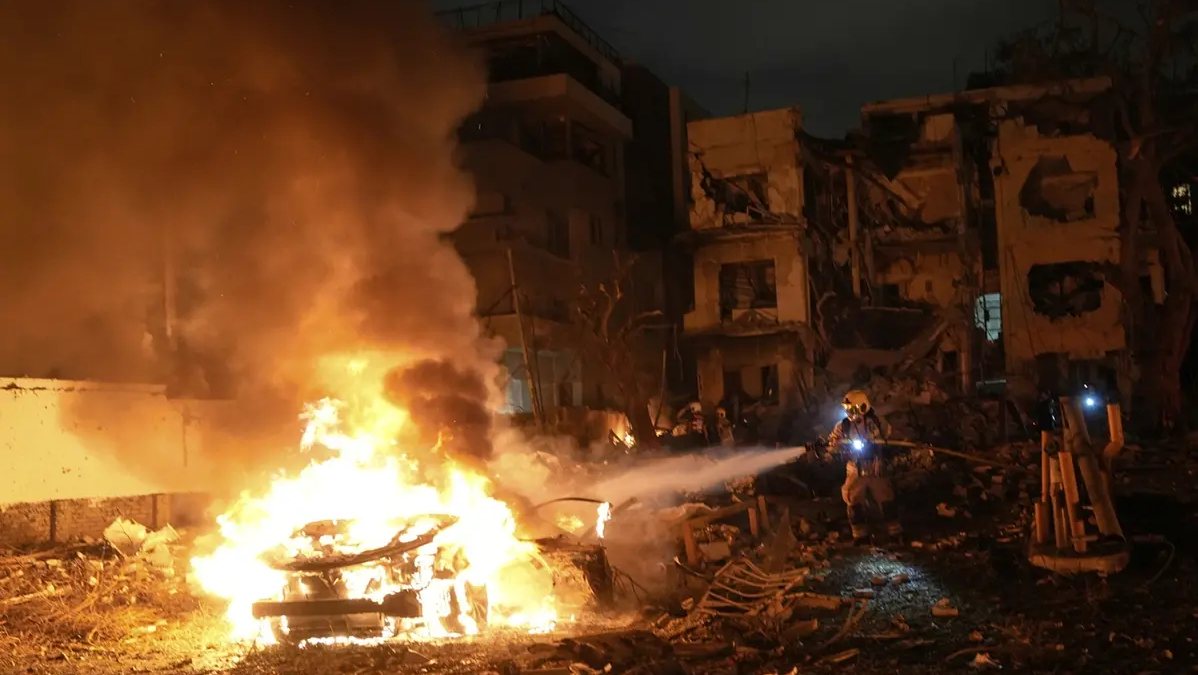 “Quando finirà davvero la guerra”. Israele Iran, lo scenario che fa tremare il mondo “Quando finirà davvero la guerra”. Israele Iran, lo scenario che fa tremare il mondo
